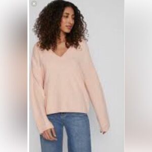 Vince Women's cashmere V-Neck Sweater